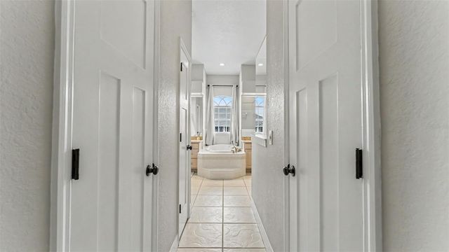 472 ARCHAIC DRIVE, Winter Haven, FL 33880