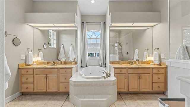 472 ARCHAIC DRIVE, Winter Haven, FL 33880