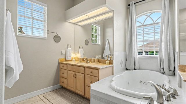 472 ARCHAIC DRIVE, Winter Haven, FL 33880