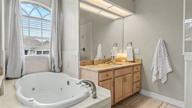 472 ARCHAIC DRIVE, Winter Haven, FL 33880