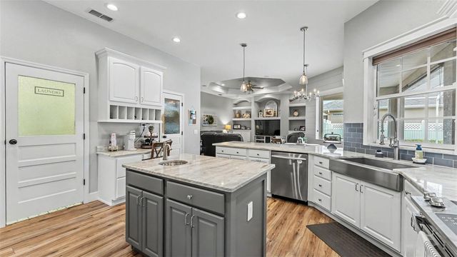 472 ARCHAIC DRIVE, Winter Haven, FL 33880