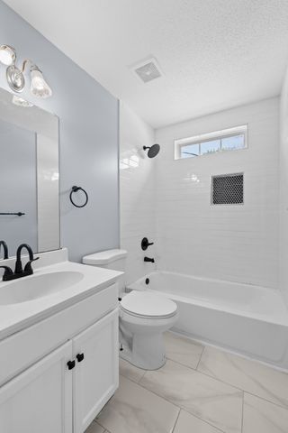 1080 Blue Mountain Ln, Antioch, TN 37013