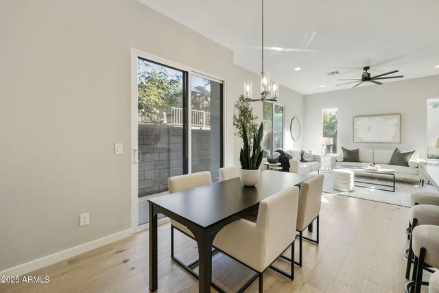 901 S SMITH Road 1046, Tempe, AZ 85281