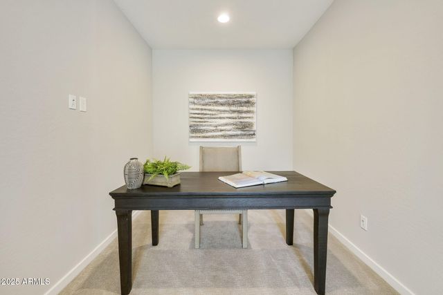 901 S SMITH Road 1046, Tempe, AZ 85281