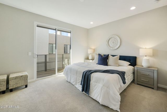 901 S SMITH Road 1046, Tempe, AZ 85281