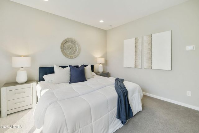 901 S SMITH Road 1046, Tempe, AZ 85281