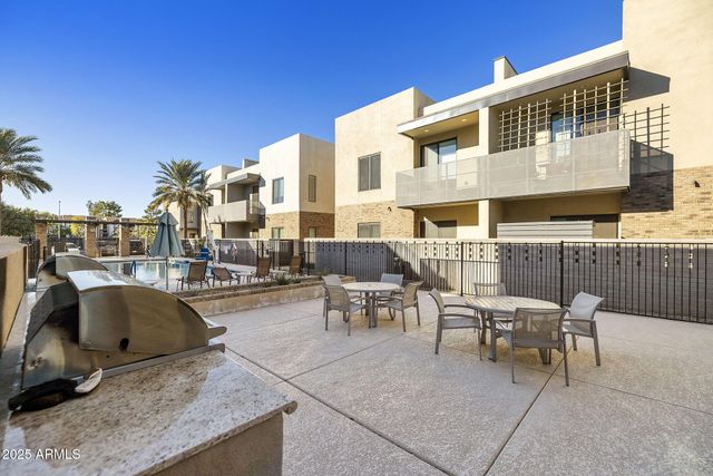 901 S SMITH Road 1046, Tempe, AZ 85281