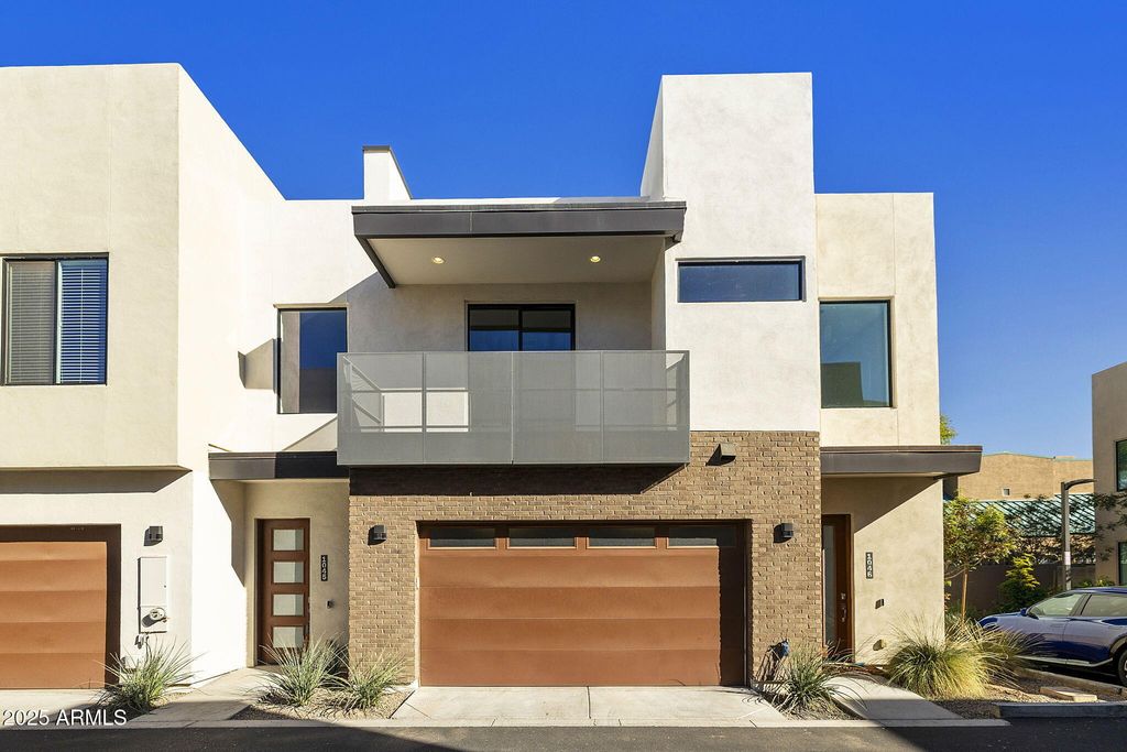 901 S SMITH Road 1046, Tempe, AZ 85281