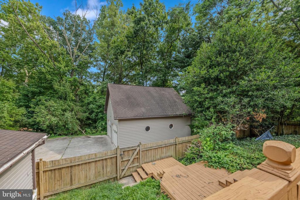 258 MERRIMACK, Falling Waters, WV 25419