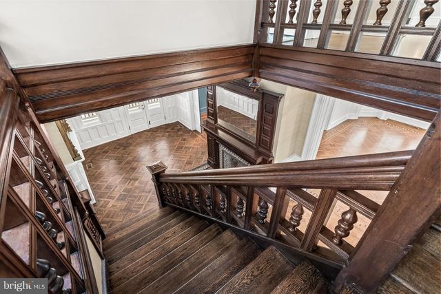 140 E CENTRAL AVE, Moorestown, NJ 08057