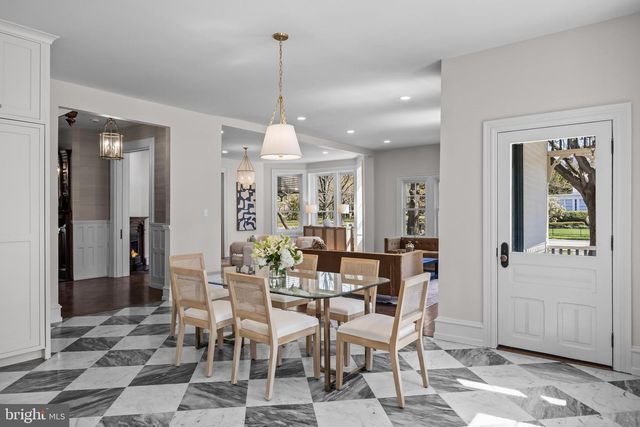 140 E CENTRAL AVE, Moorestown, NJ 08057
