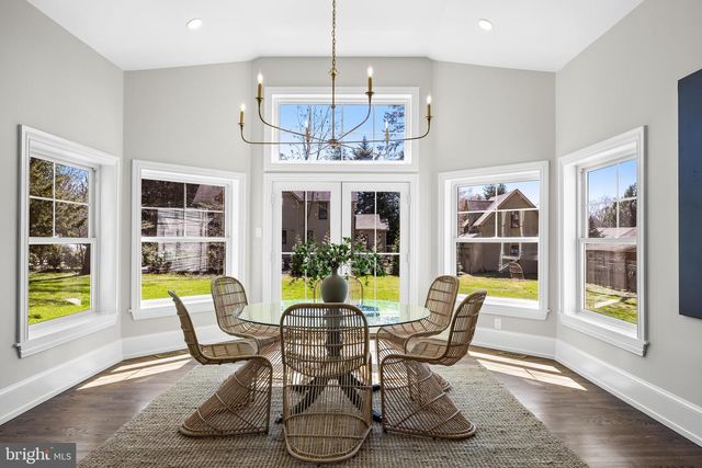 140 E CENTRAL AVE, Moorestown, NJ 08057