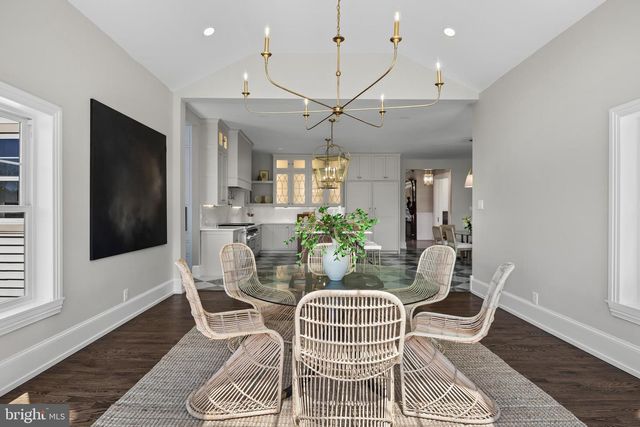 140 E CENTRAL AVE, Moorestown, NJ 08057