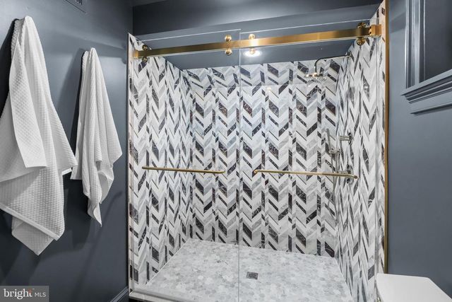 140 E CENTRAL AVE, Moorestown, NJ 08057