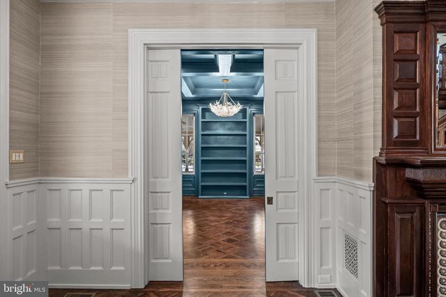 140 E CENTRAL AVE, Moorestown, NJ 08057