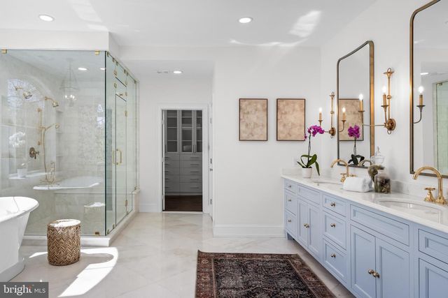 140 E CENTRAL AVE, Moorestown, NJ 08057