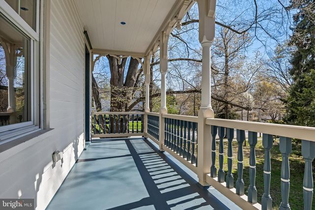 140 E CENTRAL AVE, Moorestown, NJ 08057