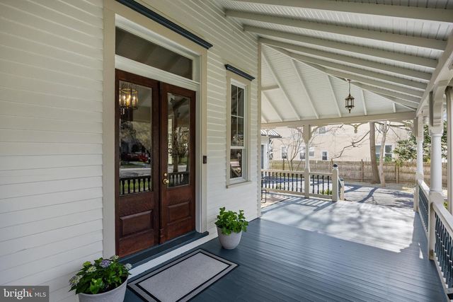 140 E CENTRAL AVE, Moorestown, NJ 08057