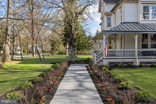 140 E CENTRAL AVE, Moorestown, NJ 08057