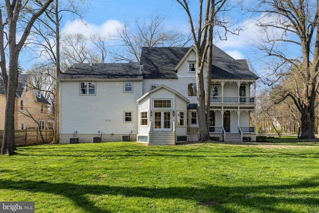 140 E CENTRAL AVE, Moorestown, NJ 08057