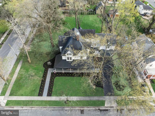 140 E CENTRAL AVE, Moorestown, NJ 08057
