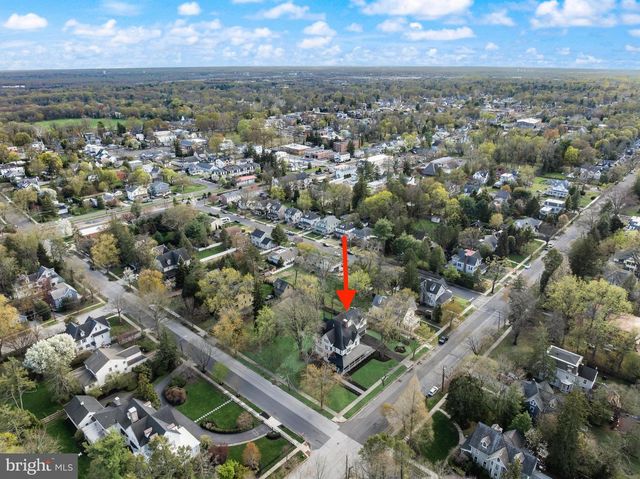 140 E CENTRAL AVE, Moorestown, NJ 08057