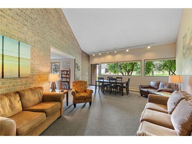 4300 Trenton Lane N 2304, Plymouth, MN 55442