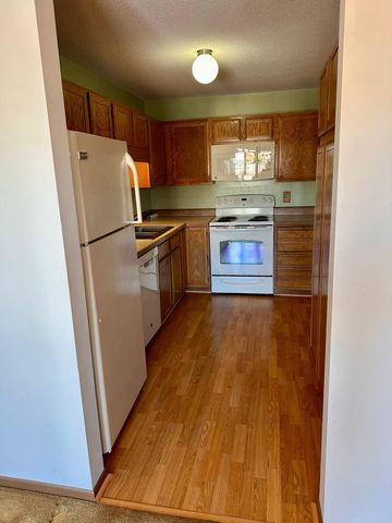 4300 Trenton Lane N 2304, Plymouth, MN 55442