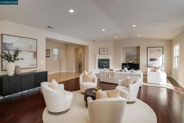 7898 Kennard Ln, San Ramon, CA 94582