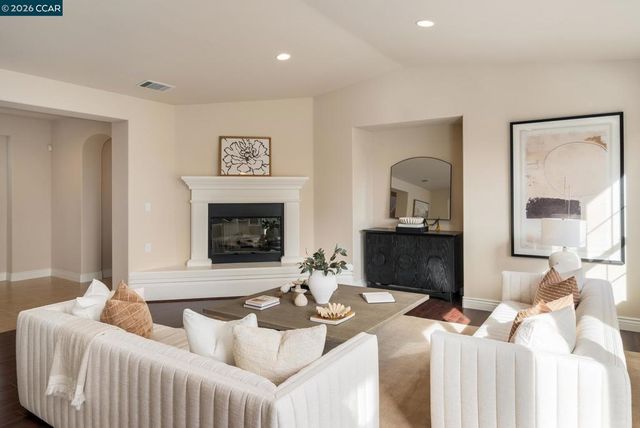 7898 Kennard Ln, San Ramon, CA 94582