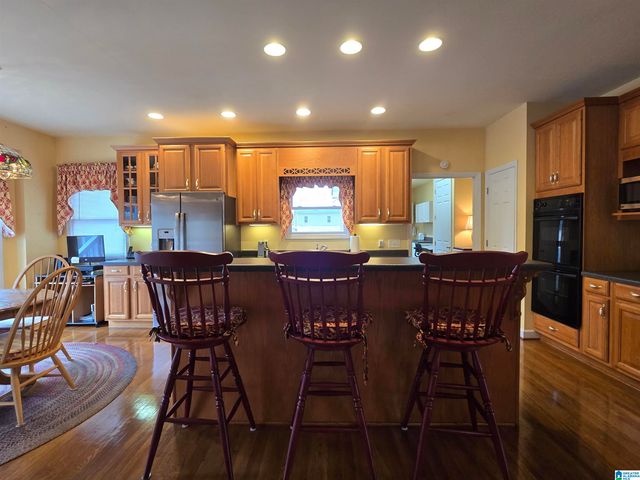 6767 HARPERS DAIRY LOOP, Bessemer, AL 35022