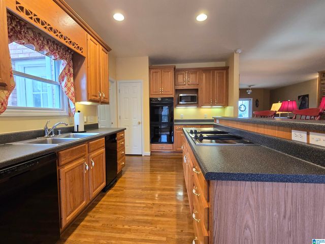 6767 HARPERS DAIRY LOOP, Bessemer, AL 35022