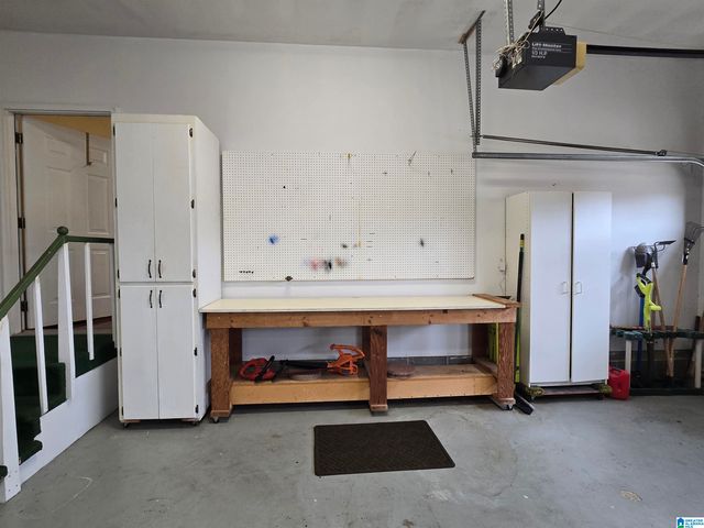 6767 HARPERS DAIRY LOOP, Bessemer, AL 35022