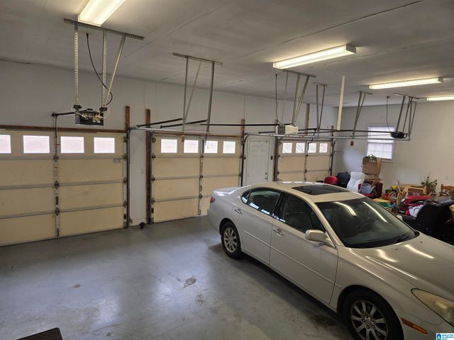 6767 HARPERS DAIRY LOOP, Bessemer, AL 35022