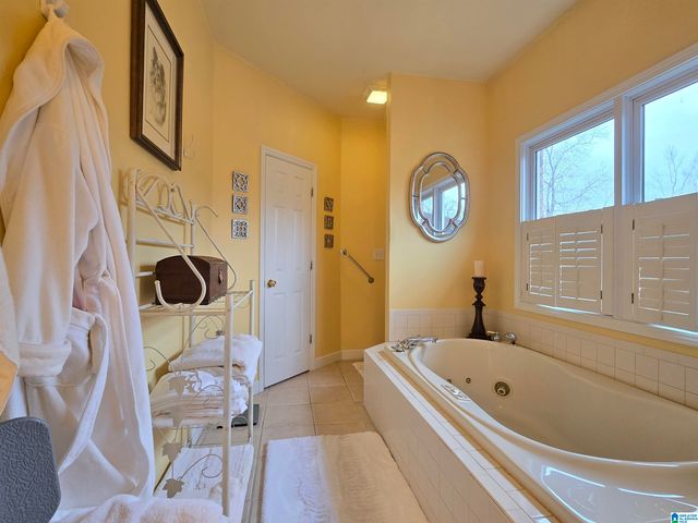 6767 HARPERS DAIRY LOOP, Bessemer, AL 35022