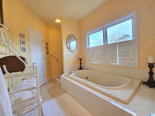 6767 HARPERS DAIRY LOOP, Bessemer, AL 35022