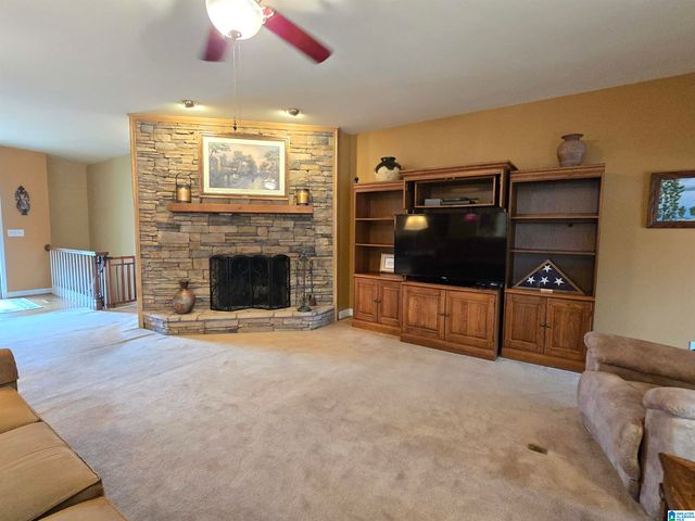 6767 HARPERS DAIRY LOOP, Bessemer, AL 35022