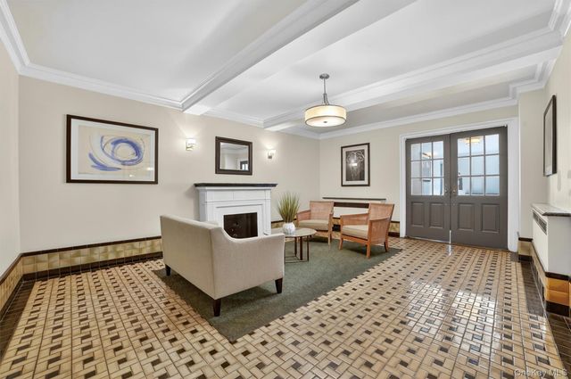 1 Bronxville Road 6A, Bronxville, NY 10708