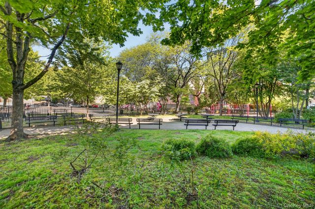 1 Bronxville Road 6A, Bronxville, NY 10708