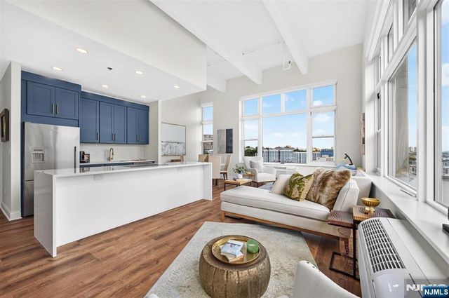 1500 Washington Street 11Q, Hoboken, NJ 07030