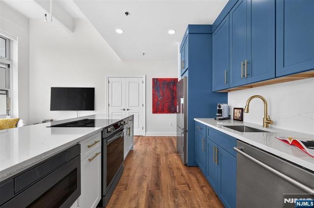 1500 Washington Street 11Q, Hoboken, NJ 07030