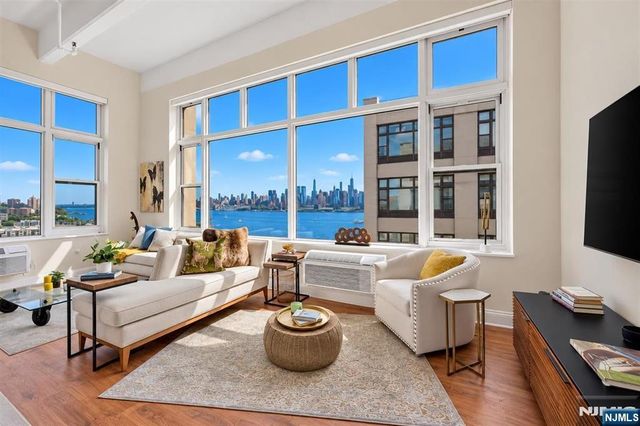 1500 Washington Street 11Q, Hoboken, NJ 07030