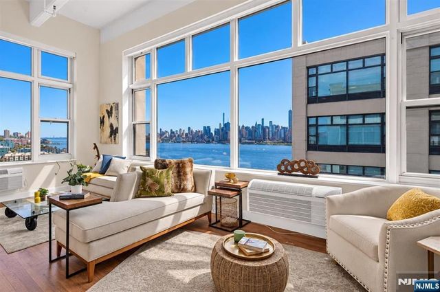 1500 Washington Street 11Q, Hoboken, NJ 07030