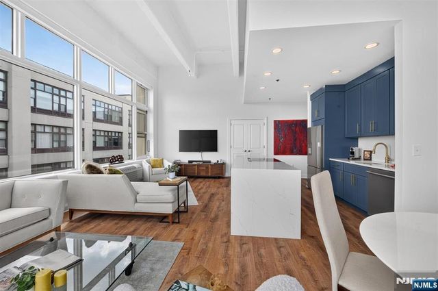 1500 Washington Street 11Q, Hoboken, NJ 07030