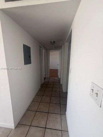 8145 NW 7th St 406, Miami, FL 33126