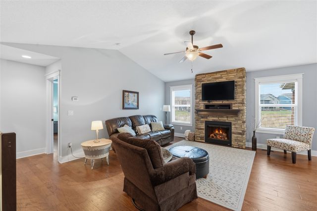 1004 NW 5th Street, Grimes, IA 50111