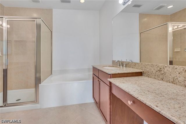 6505 Monterey PT 202, Naples, FL 34105