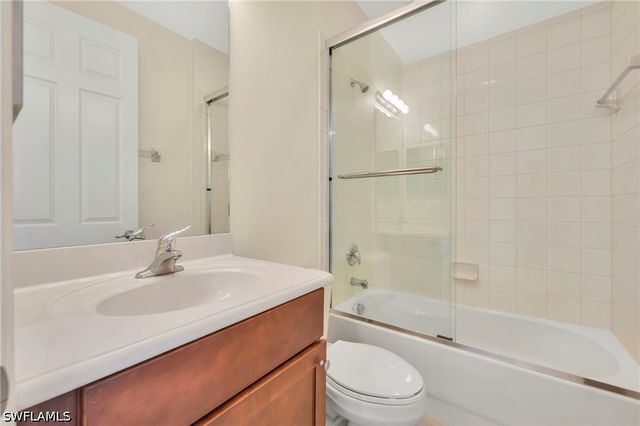 6505 Monterey PT 202, Naples, FL 34105