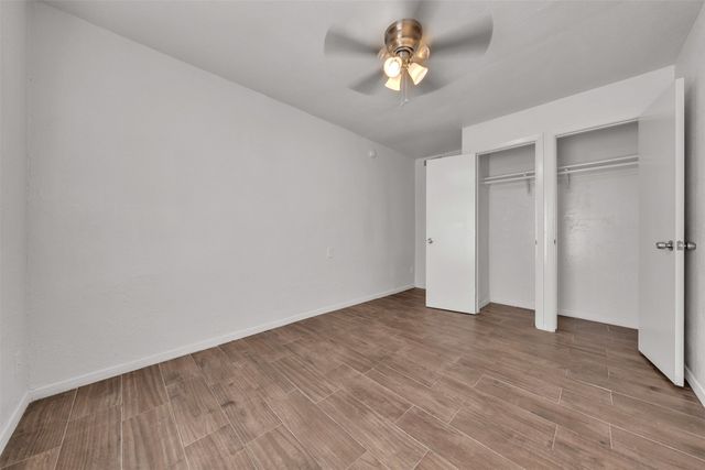 6705 Greenfield Drive, Arlington, TX 76016