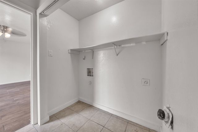 6705 Greenfield Drive, Arlington, TX 76016
